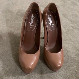 YSL Yves Saint Laurent Tribtoo nude size 38.